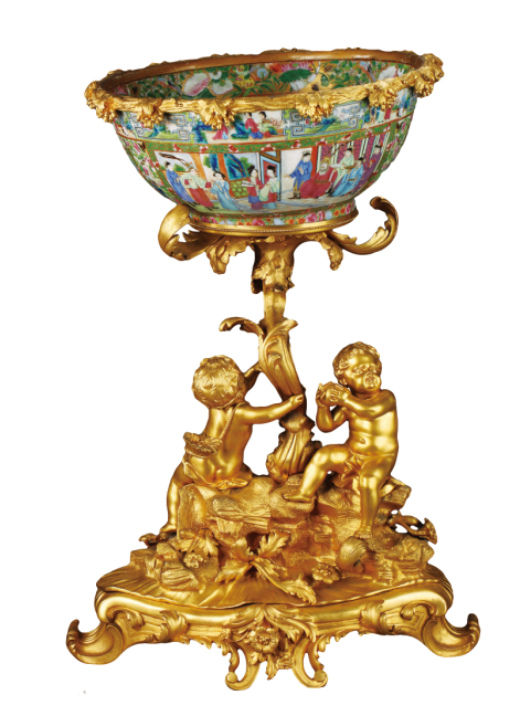 圖為清道光廣彩描金花鳥人物紋鑲天使銅座大碗。（來源：廣州十三行博物館）